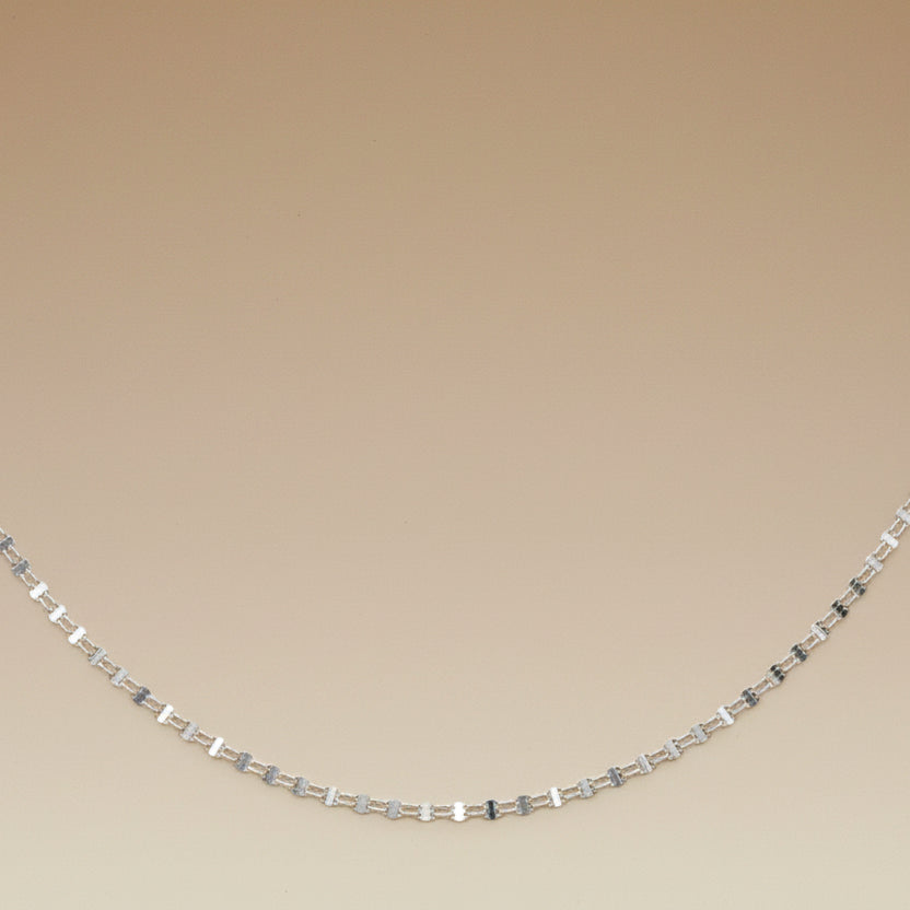 Pt Parallel Petal Chain NC