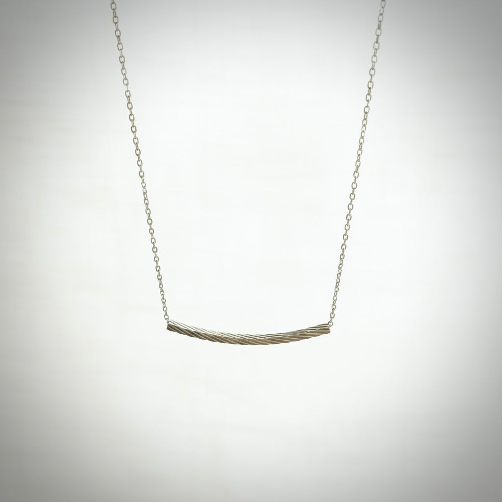 Pt Modern Curved Bar NC