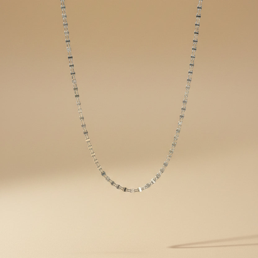 Pt Parallel Petal Chain NC